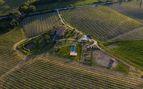 Follonico Bed And Breakfast